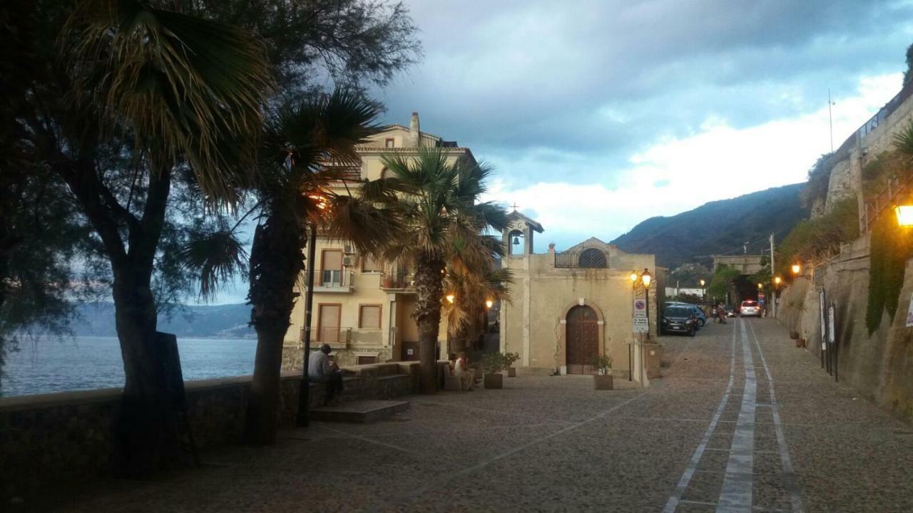Gabbiano Azzurro Flat Chianalea Scilla Exterior foto